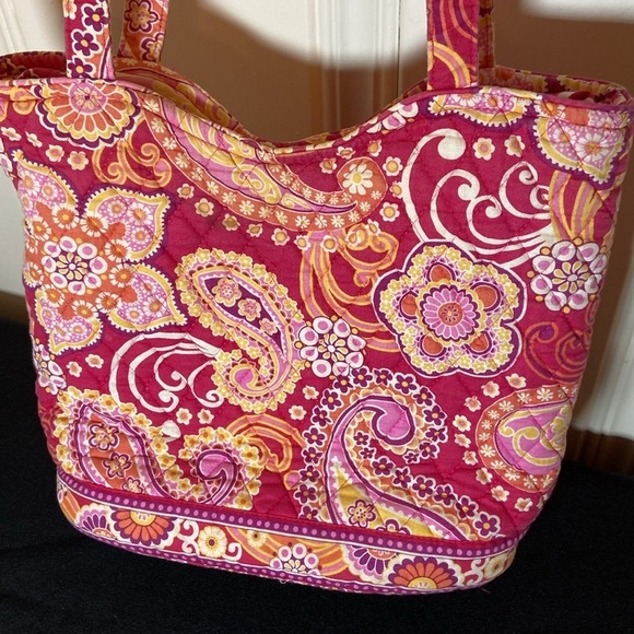 Vera Bradley Retired Raspberry Fizz Print Purse Handbag Shoulder Bag Tote - Picture 3 of 8